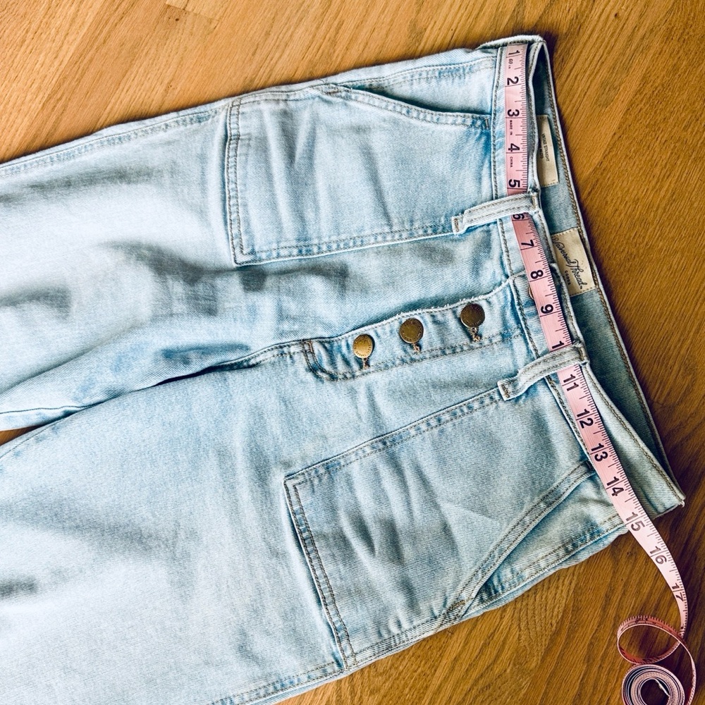 Universal Thread Vintage Straight High Rise Jeans - Picture 5 of 13